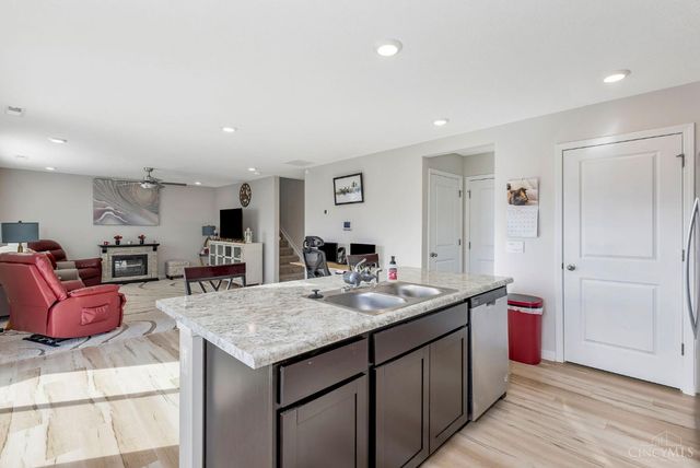 411 E Oak Avenue, Trenton, OH 45067