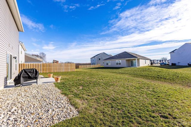 411 E Oak Avenue, Trenton, OH 45067