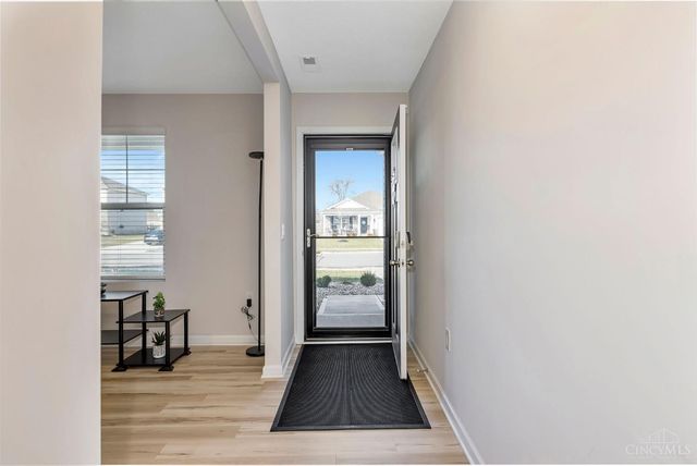 411 E Oak Avenue, Trenton, OH 45067