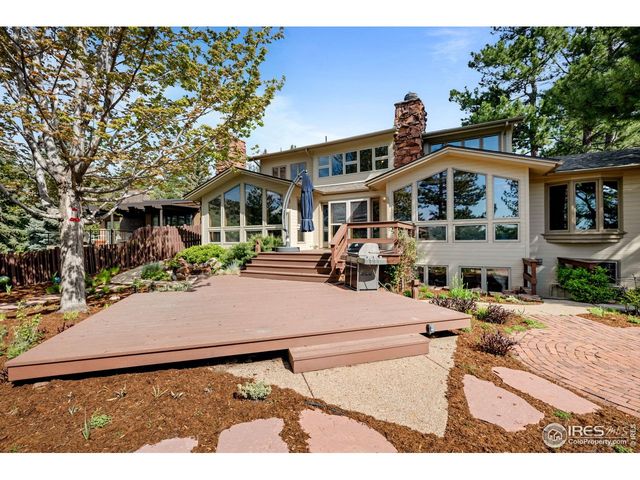 560 Northstar Ct, Boulder, CO 80304