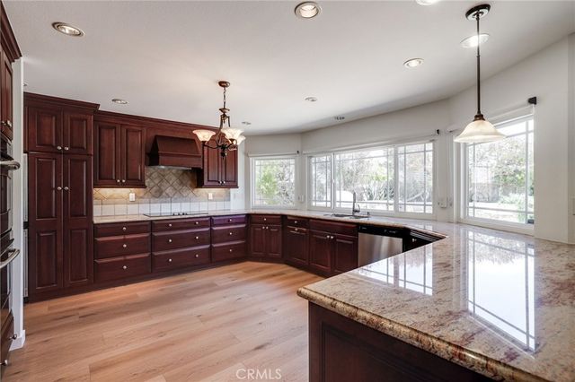 18238 Mt Stewart, Fountain Valley, CA 92708