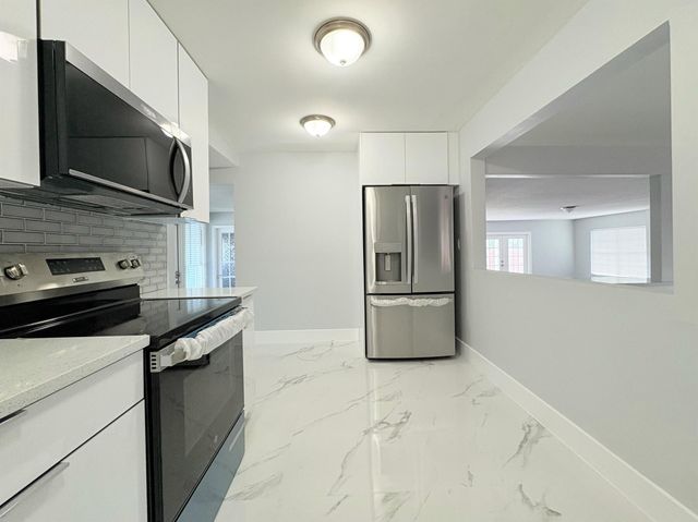 307 4th Street, Lake Park, FL 33403