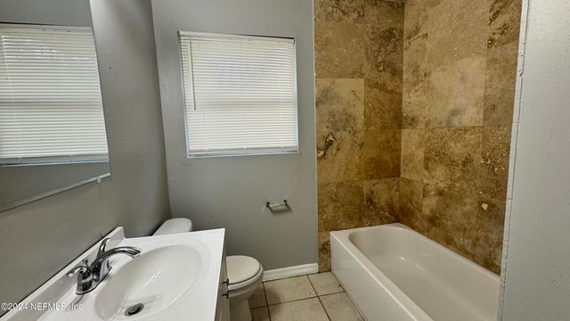 6947 CLOVIS Road, Jacksonville, FL 32205