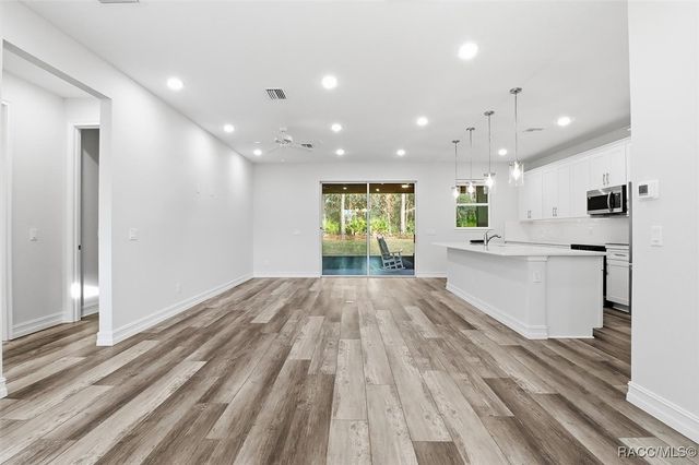 4195 N Pink Poppy Drive, Beverly Hills, FL 34465