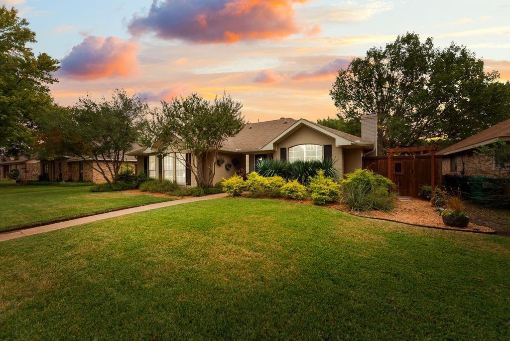 2001 Jasmine Street, Denton, TX 76205