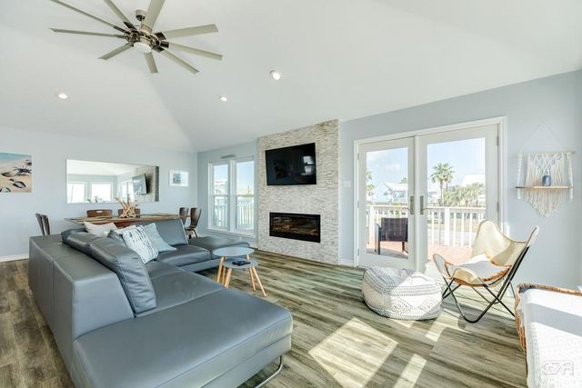 4125 Fiddler Crab Lane, Galveston, TX 77554