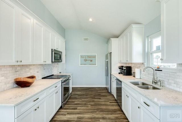 4125 Fiddler Crab Lane, Galveston, TX 77554