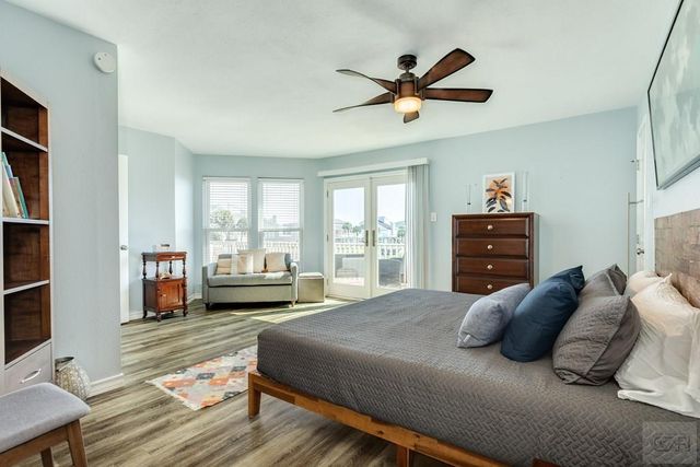 4125 Fiddler Crab Lane, Galveston, TX 77554