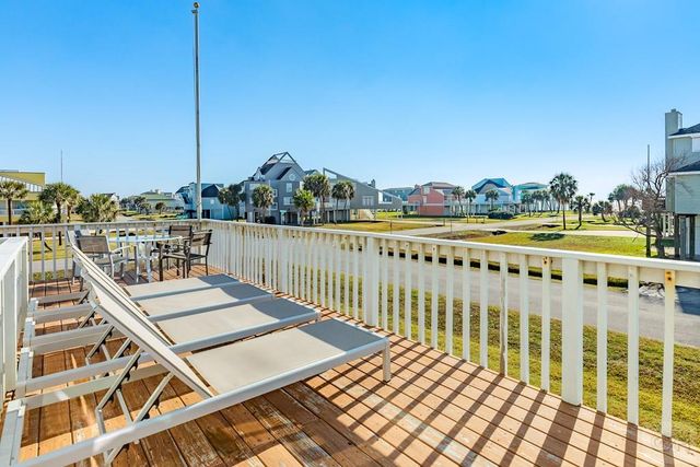 4125 Fiddler Crab Lane, Galveston, TX 77554