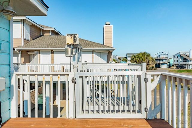 4125 Fiddler Crab Lane, Galveston, TX 77554