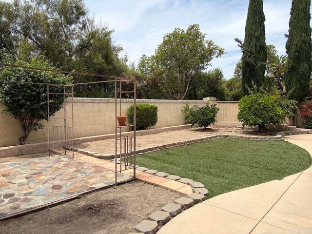 756 Avenida Abeja, San Marcos, CA 92069