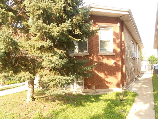 1813 S 59th Avenue, Cicero, IL 60804