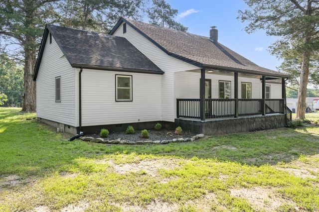 1068 Gobblers Mountain Road, Branson West, MO 65737
