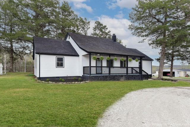 1068 Gobblers Mountain Road, Branson West, MO 65737