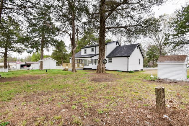 1068 Gobblers Mountain Road, Branson West, MO 65737