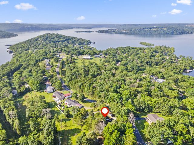 1068 Gobblers Mountain Road, Branson West, MO 65737
