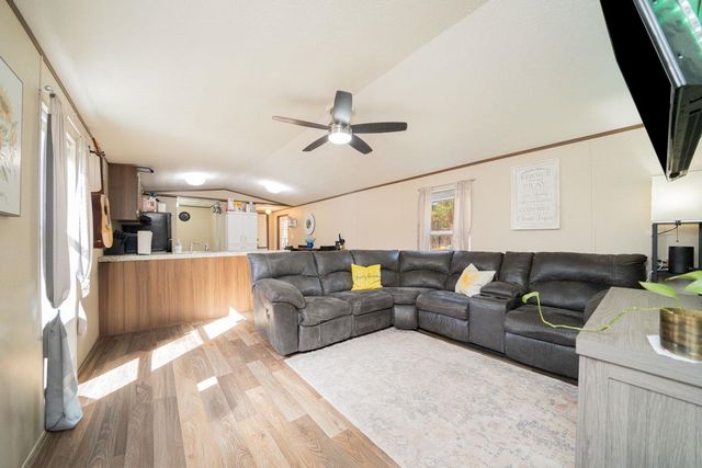 852 Old HWY 80, Hallsville, TX 75650