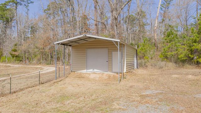 852 Old HWY 80, Hallsville, TX 75650