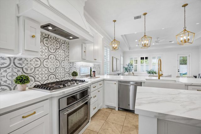 1235 Thornton Road, Houston, TX 77018