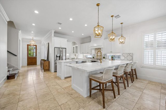 1235 Thornton Road, Houston, TX 77018