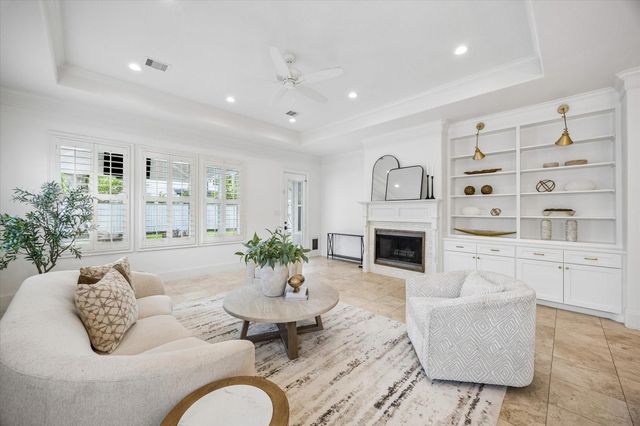 1235 Thornton Road, Houston, TX 77018