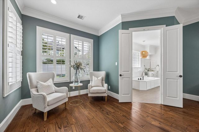 1235 Thornton Road, Houston, TX 77018