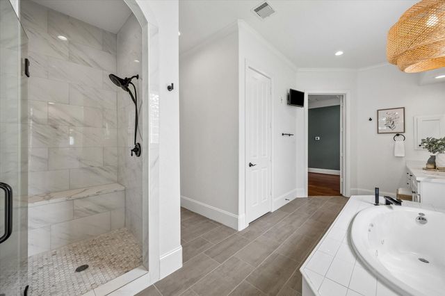 1235 Thornton Road, Houston, TX 77018