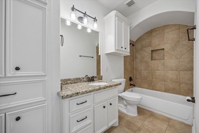 1235 Thornton Road, Houston, TX 77018