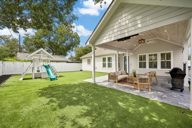 1235 Thornton Road, Houston, TX 77018