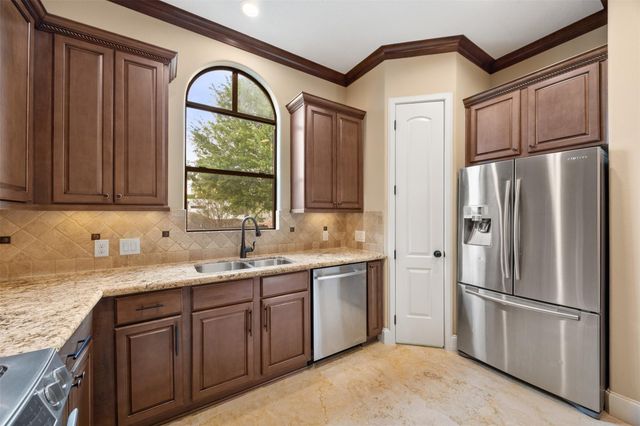 414 Snover Street, Houston, TX 77007