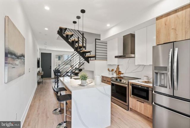 1546 N DARIEN ST, Philadelphia, PA 19122