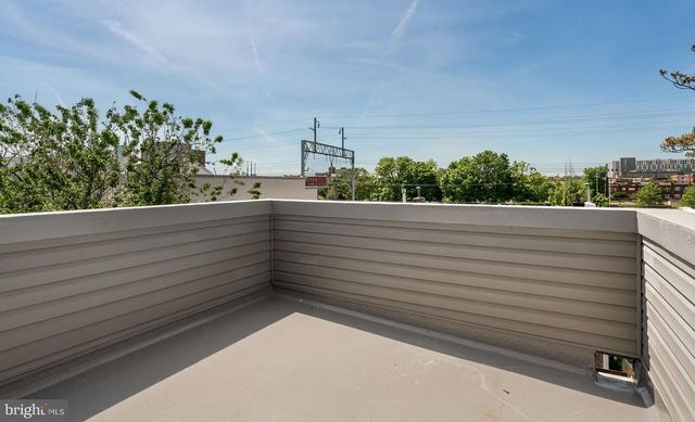 1546 N DARIEN ST, Philadelphia, PA 19122