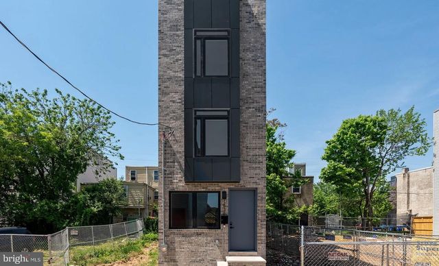 1546 N DARIEN ST, Philadelphia, PA 19122