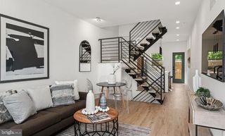 1546 N DARIEN ST, Philadelphia, PA 19122