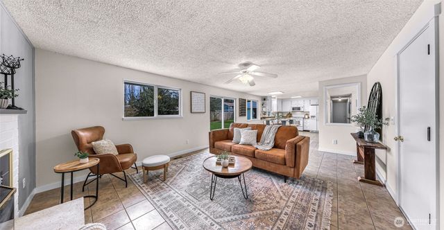 5986 Paradise Dr., Ferndale, WA 98248