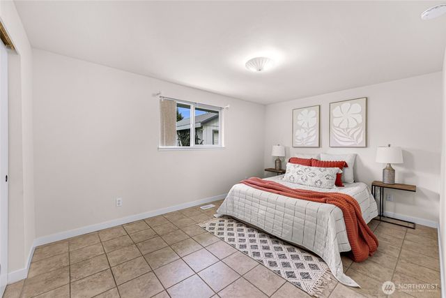 5986 Paradise Dr., Ferndale, WA 98248