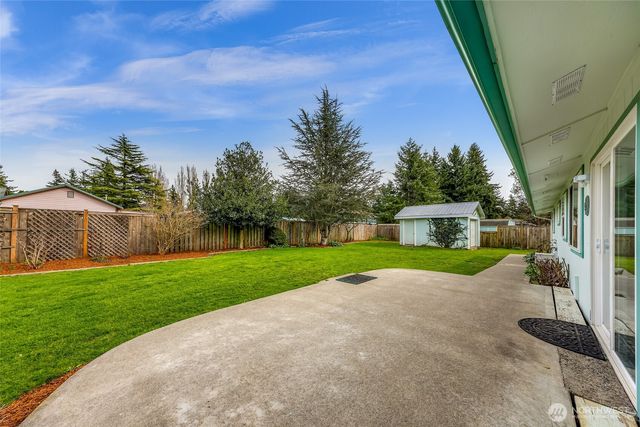 5986 Paradise Dr., Ferndale, WA 98248