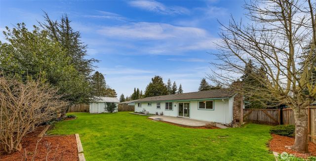 5986 Paradise Dr., Ferndale, WA 98248