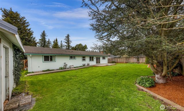 5986 Paradise Dr., Ferndale, WA 98248