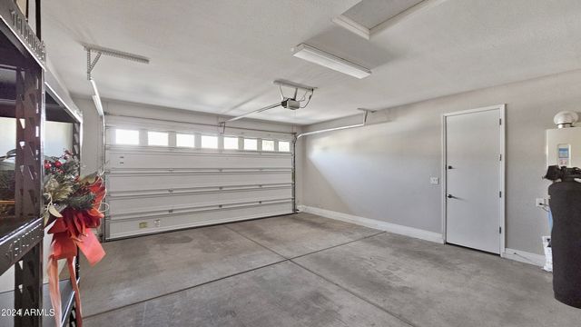 4536 N 93RD Drive, Phoenix, AZ 85037