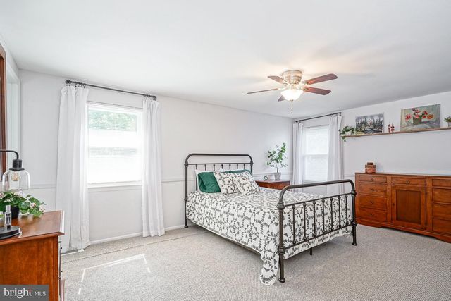 1106 WESTERLY DR, Marlton, NJ 08053