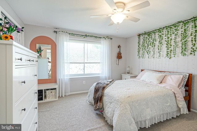 1106 WESTERLY DR, Marlton, NJ 08053