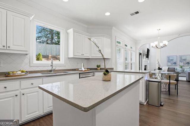 1200 Woodlawn Drive NE, Marietta, GA 30068