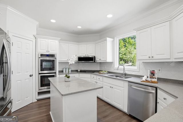 1200 Woodlawn Drive NE, Marietta, GA 30068