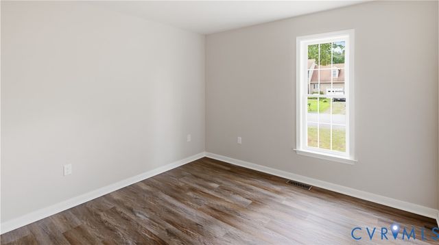 8543 Woodlake Dr, Henrico, VA 23294