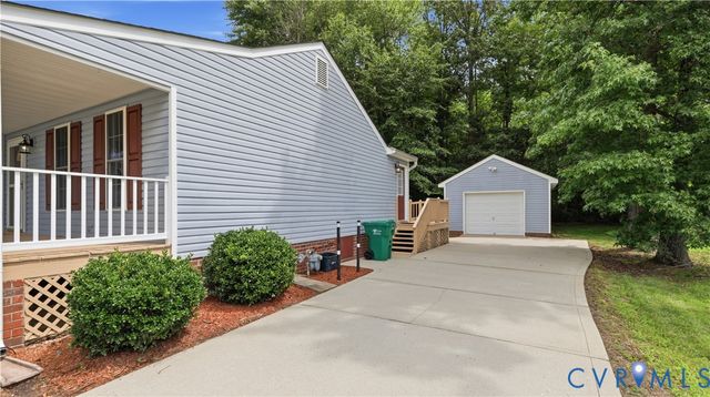 8543 Woodlake Dr, Henrico, VA 23294