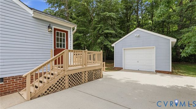 8543 Woodlake Dr, Henrico, VA 23294