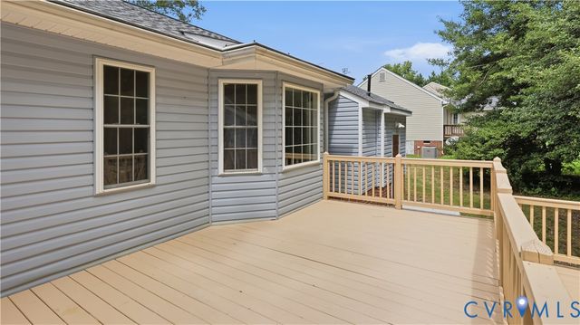 8543 Woodlake Dr, Henrico, VA 23294