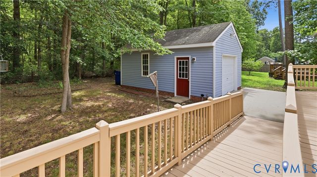 8543 Woodlake Dr, Henrico, VA 23294