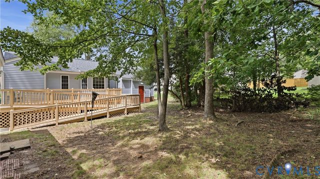 8543 Woodlake Dr, Henrico, VA 23294